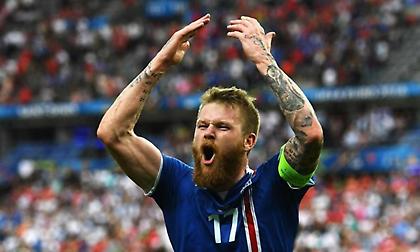 Ο θρυλικός Γκούναρσον πέτυχε σε 25 λεπτά περισσότερα γκολ απ' όσα είχε σε 100 εμφανίσεις!