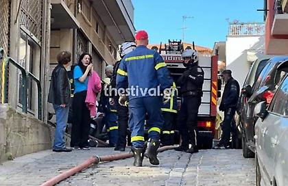 Θεσσαλονίκη: Πυρκαγιά σε διαμέρισμα στην Άνω Πόλη - Στο νοσοκομείο μεταφέρθηκαν δύο γυναίκες