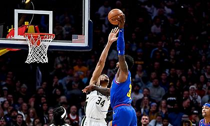 NBA Top 10: Ο Γκριν έβαλε σε πόστερ τον Αντετοκούνμπο