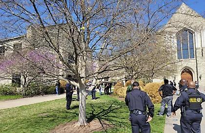 ΗΠΑ: Πυροβολισμοί σε σχολείο στο Τενεσί - Τουλάχιστον έξι νεκροί, ανάμεσά τους και ο δράστης