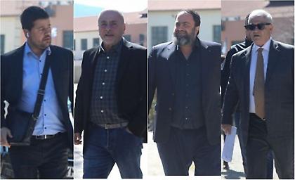 Live: Η κρίσιμη σύσκεψη των «μεγάλων» με Μπένετ