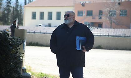 Καραπαπάς: «Έχω κάνει δώρο μια φούστα στον Μπαλτάκο»