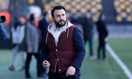 Καρυπίδης: «Μιλάει ο Μπέος για φιλικά παιχνίδια; Ο Μπέος, που αλλάζει τους φίλους του κάθε χρόνο;»