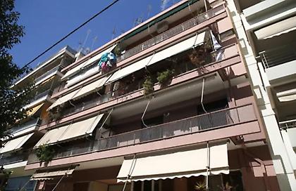 Νέα Σμύρνη: «Σκότωσα τη μάνα μου, σκότωσα τους δαίμονες», τα πρώτα λόγια του 17χρονου