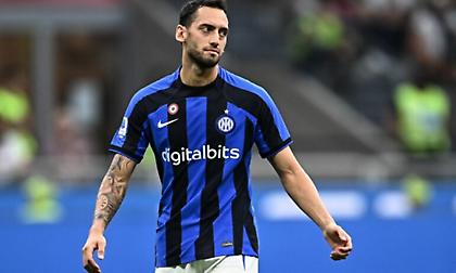 Ανησυχία στην Ίντερ: Τρέχει να προλάβει το ματς με την Μπενφίκα ο Τσαλχάνογλου