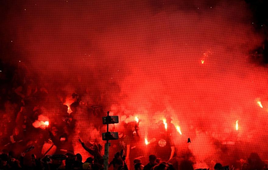 Ligue 1: Οι δημόσιες Αρχές επέτρεψαν τα καπνογόνα