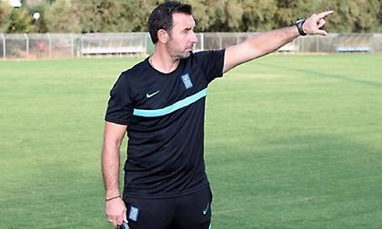 Θέος στον bwinΣΠΟΡ FM: «Το 60% των παικτών της Εθνικής Νέων θα φτάσουν να παίξουν στην Ανδρών»