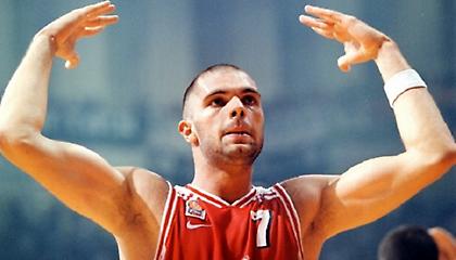 Κουίζ: Ξέρεις τους παίκτες που έπαιξαν στους αιώνιους;