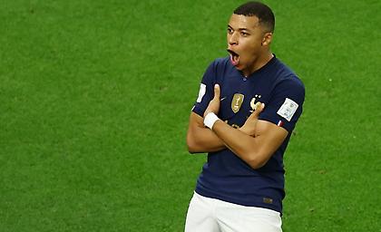 Η Ρεάλ θέλει να πάρει τον Εμπαπέ ως ελεύθερο και δεν θέλει να δώσει ευρώ στην Παρί