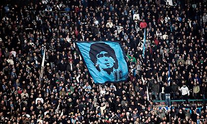 Οι Ναπολιτάνοι δεν θα φωνάξουν συνθήματα απέναντι στη Μίλαν διαμαρτυρόμενοι για τα ακριβά εισιτήρια!