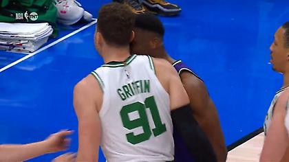 Μία αγωνιστική στον Θανάση για την κουτουλιά στον Γκρίφιν!