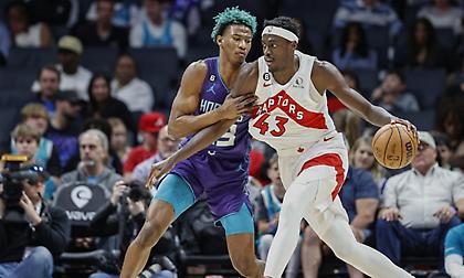 Πέρασαν από τη Σάρλοτ με εξαιρετικό Σιάκαμ και ανέβηκαν στην όγδοη θέση οι Ράπτορς!