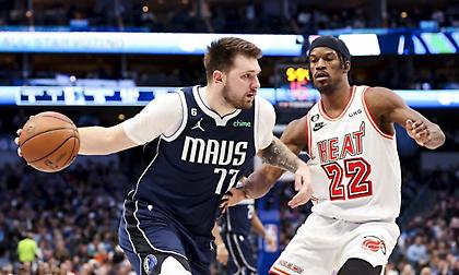 Με το ένα πόδι εκτός play in οι Μάβερικς, έχασαν και στο Μαϊάμι