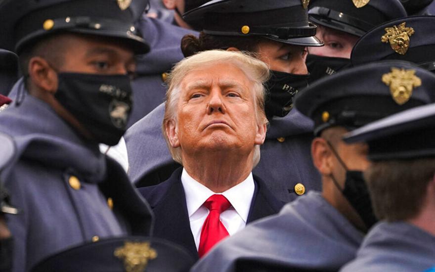 Τραμπ: Έφτασε στο δικαστήριο και συνελήφθη