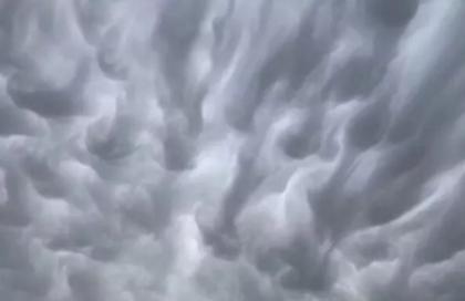 Τα σπάνια σύννεφα «Mammatus» εμφανίστηκαν σε Μεσσηνία και Λακωνία