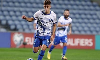 Σε δημοπρασία για καλό σκοπό η φανέλα του Κωνσταντέλια από το ντεμπούτο του με την Εθνική!