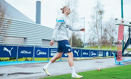 Ξεπέρασε τον τραυματισμό του και επέστρεψε στις προπονήσεις της Μάντσεστερ Σίτι ο Χάαλαντ