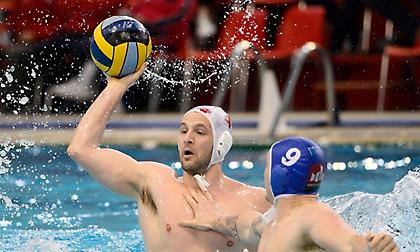 Έκανε τη δουλειά του με το Ανόβερο και παλεύει για την πρωτιά ο Ολυμπιακός