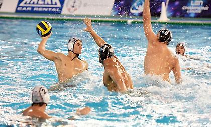 Πάλεψε κόντρα στο «θηρίο» η Βουλιαγμένη