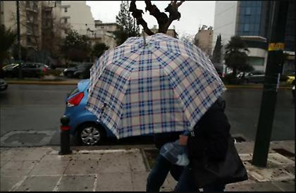Συννεφιά, βροχές και καταιγίδες την Παρασκεύη (7/4) - Το σκηνικό του καιρού τις επόμενες μέρες
