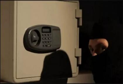 Έκλεψαν «μόνο» 12.000 ευρώ από τις... 35.000 που υπήρχαν στο χρηματοκιβώτιο!