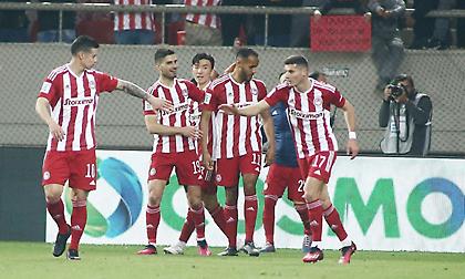 Τρεις αλλαγές μαζί με Άρη, τρεις αλλαγές μαζί και με ΠΑΟΚ ο Ολυμπιακός…