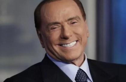 Σίλβιο Μπερλουσκόνι: Παραμένει στο νοσοκομείο για 4η μέρα ο «Καβαλιέρε»