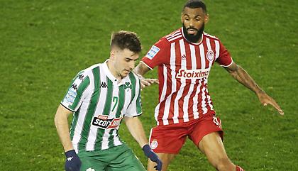 Το ντέρμπι ξεκίνησε από νωρίς με 3-3-3 αποκλειστικά στη Stoiximan!