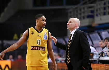 Καντζούρης: «Μας βάζουν τρικλοποδιές, θέλουμε ίσα κριτήρια»