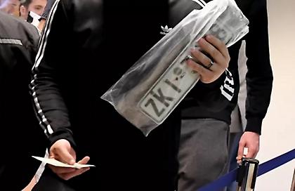 Επιστρέφονται από σήμερα πινακίδες και άδειες οδήγησης, ενόψει του Πάσχα