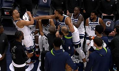 Συνεχίστηκε στα αποδυτήρια το επεισόδιο Γκομπέρ-Άντερσον – Απολογήθηκε ο Γάλλος