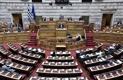 Προς ψήφιση τη Μ. Τρίτη η τροπολογία για το «μπλόκο» στο κόμμα Κασιδιάρη: Τι λέει η κυβέρνηση