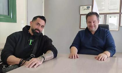 Ο ράπερ Μπο κατεβαίνει υποψήφιος δημοτικός σύμβουλος στην Ηλιούπολη!