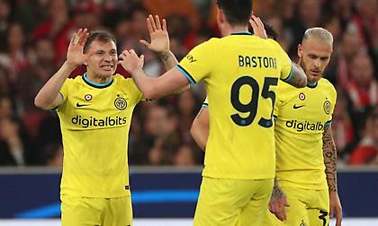 Έκλεισε το σπίτι της Μπενφίκα και έκανε άλμα τετράδας η Ίντερ