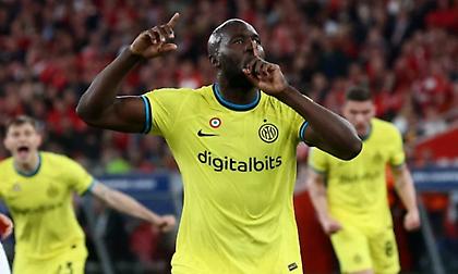 Χάνει τα άχαστα, αλλά από τη βούλα… αλφάδι: Το απίθανο στατιστικό του Λουκάκου στα πέναλτι!