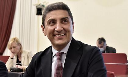 Αυγενάκης: «Έχω προτείνει το Ηράκλειο για το Μουντιάλ 2030»