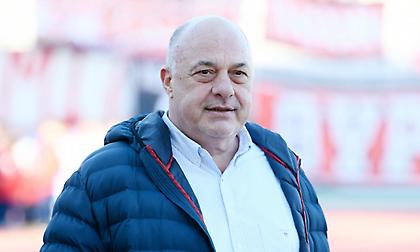 Μπέος: «Δεν θα κριθώ εγώ γιατί τους έδιωξα, έτσι γουστάρω, είμαι πολύ αυστηρός σε τέτοια θέματα»