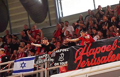 Ένταση στα Λιόσια ανάμεσα σε οπαδούς της ΑΕΚ και της Χάποελ