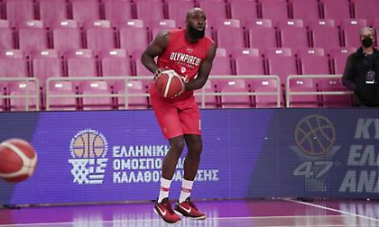 Βοηθός προπονητή σε κολέγιο ο Κουίνσι Έισι