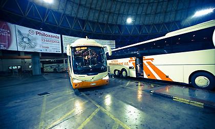 Έξι άτομα κατέβηκαν σε λάθος στάση του ΚΤΕΛ, επιβιβάστηκαν ξανά και επιτέθηκαν άγρια στον οδηγό!