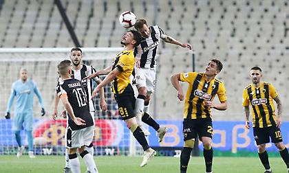 Η «κιτρινόμαυρη» κυριαρχία που μετατράπηκε σε απόλυτη μοιρασιά: Οι προηγούμενοι τελικοί ΑΕΚ-ΠΑΟΚ!