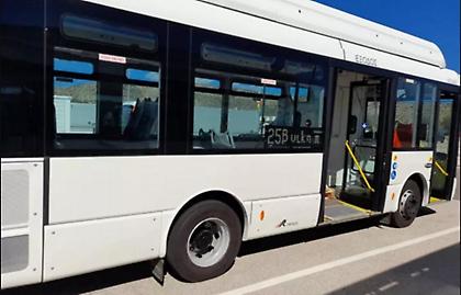 Συνελήφθη 19χρονος που κατηγορείται ότι χτύπησε οδηγό λεωφορείου στη Θεσσαλονίκη