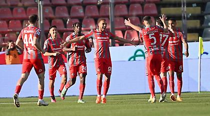 Όσο ζει… ελπίζει η Κρεμονέζε!