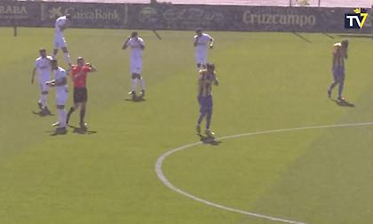 Έμοιαζε με σύννεφο, αλλά δεν ήταν: Αγώνας τοπικού στην Ισπανία διεκόπη λόγω εκατ. κουνουπιών!