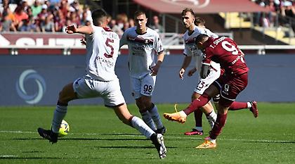 Όρθια στο Τορίνο η Σαλερνιτάνα