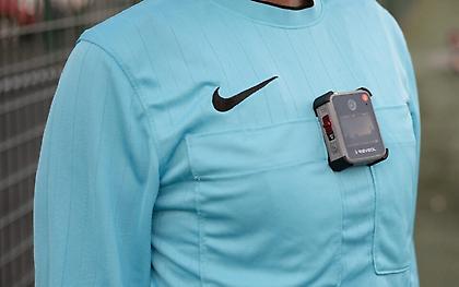 Ποδόσφαιρο: Η κάμερα σώζει τους διαιτητές