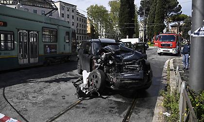 Ιταλός ταξιτζής… εξηγεί το ατύχημα του Ιμόμπιλε με το τραμ!