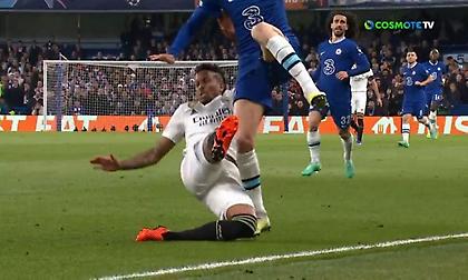 Πήρε κίτρινη και χάνει το επόμενο ματς της Ρεάλ ο Μιλιτάο