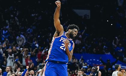 Έκαναν το 2-0 με σούπερ άμυνα οι Σίξερς