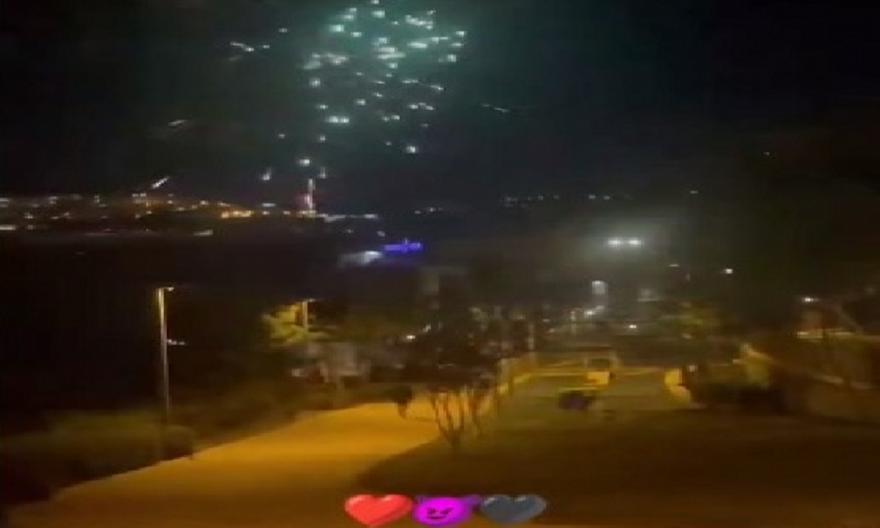 Βίντεο με τα βεγγαλικά που πέταξαν οπαδοί της Χάποελ έξω από το ξενοδοχείο της ΑΕΚ